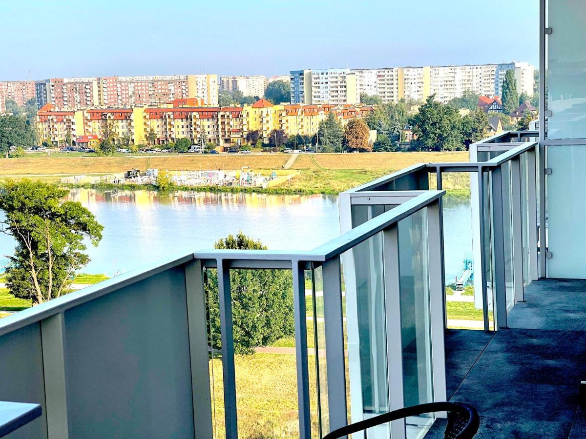 Apartament Z Tarasem I Widokiem Na Odre Wroclaw Dış mekan fotoğraf