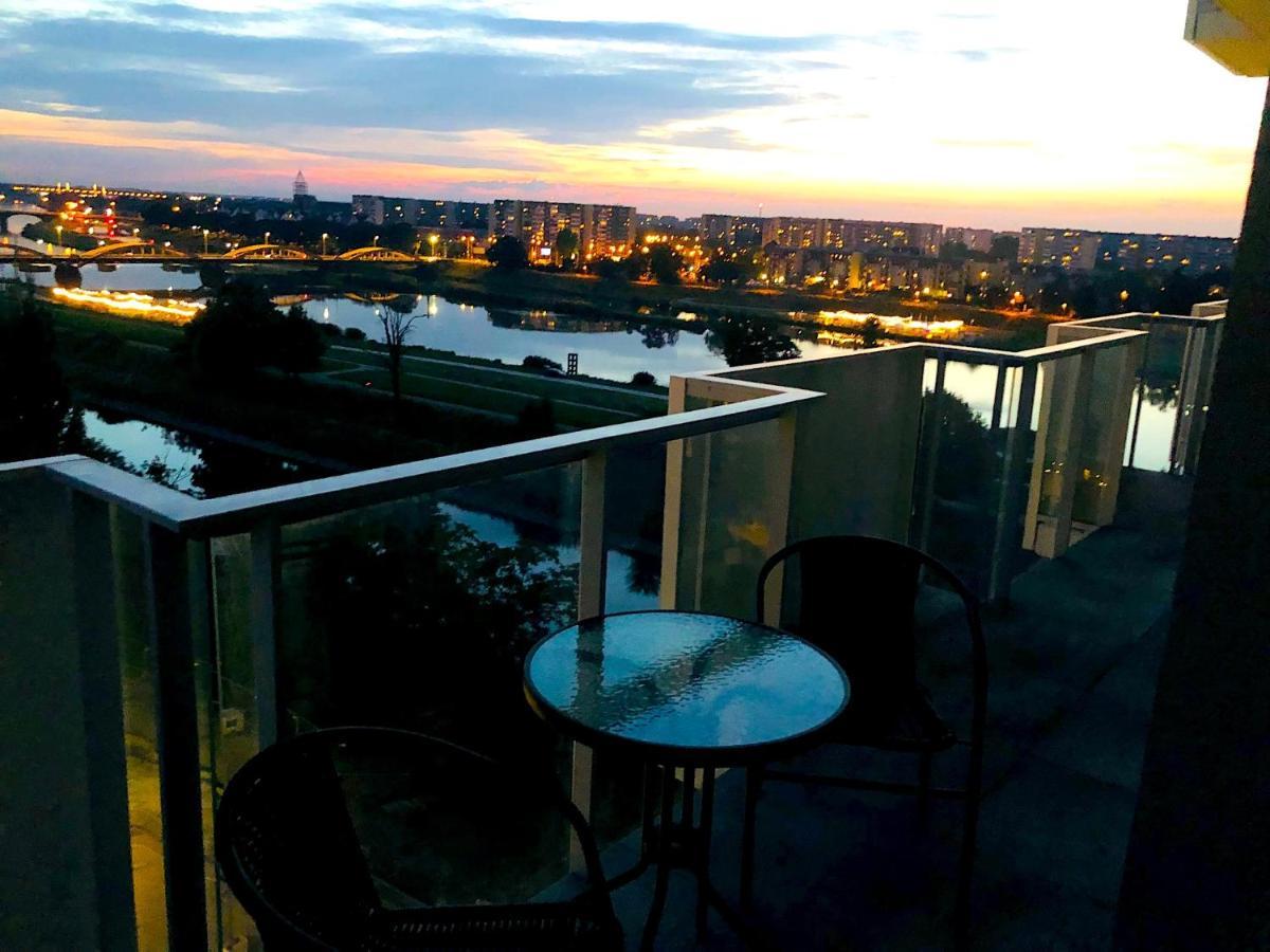 Apartament Z Tarasem I Widokiem Na Odre Wroclaw Dış mekan fotoğraf