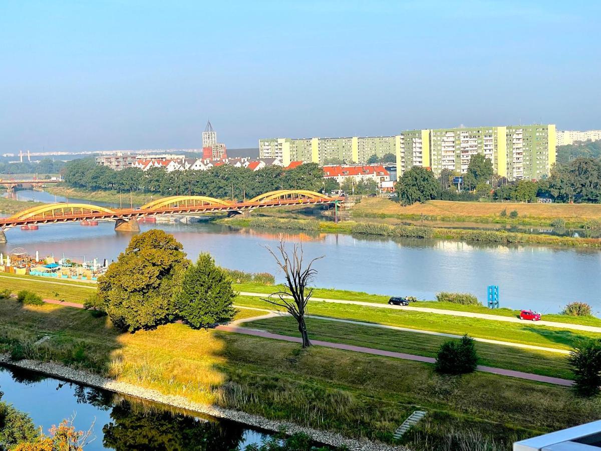Apartament Z Tarasem I Widokiem Na Odre Wroclaw Dış mekan fotoğraf