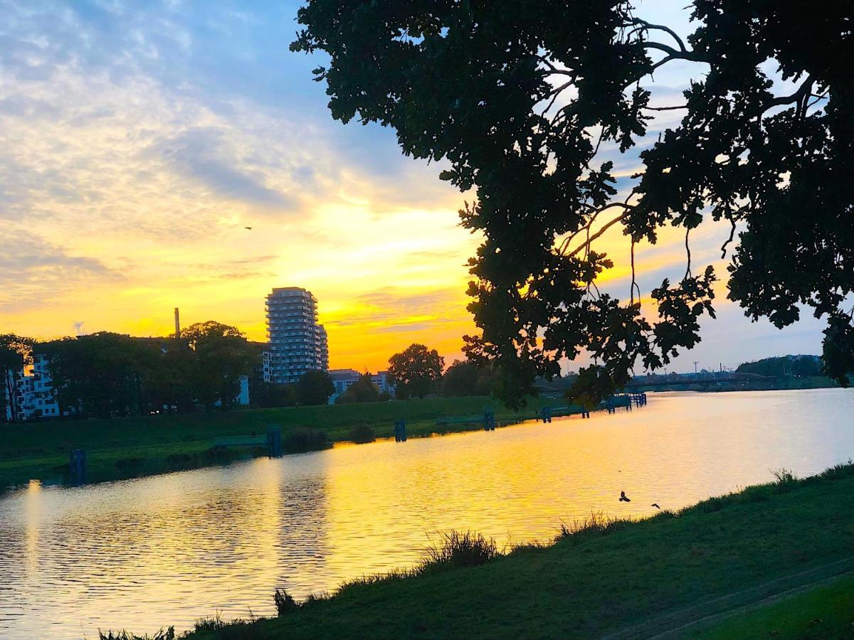 Apartament Z Tarasem I Widokiem Na Odre Wroclaw Dış mekan fotoğraf